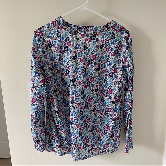 Floral Pattern Ruffle Blouse - Picture 4 of 4